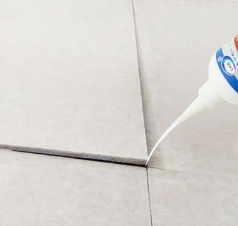 偏关瓷砖空鼓维修公司分享卫生间瓷砖脱落的原因可能有以下几点